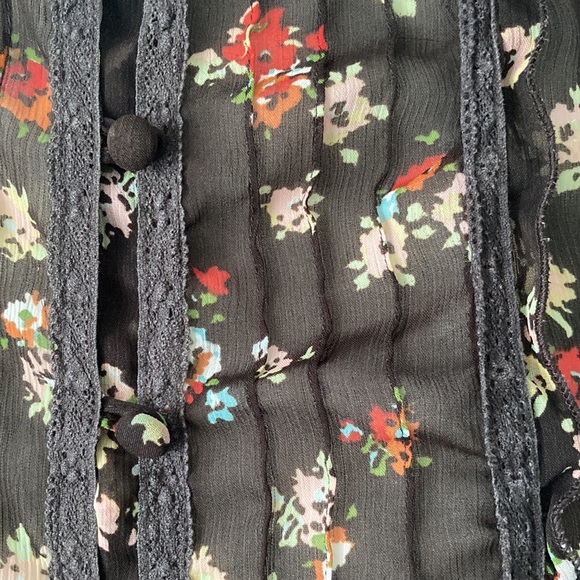 New York & Company Sheer Button Down Top - Picture 4 of 10